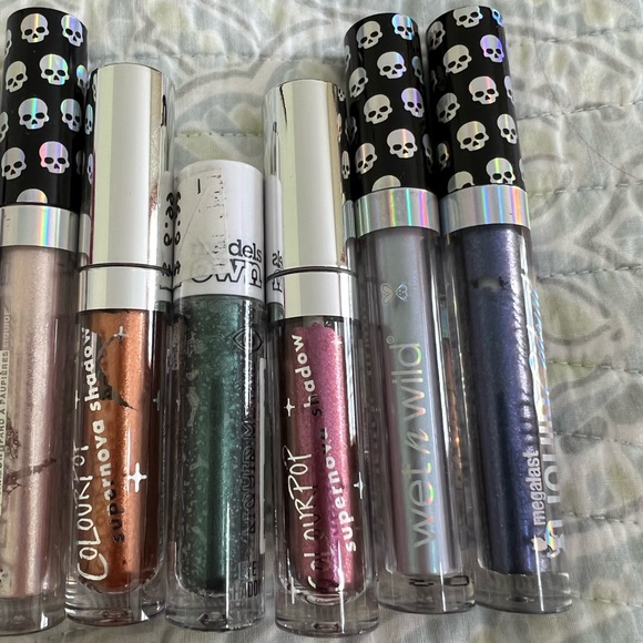 GLITTER AND LIQUID EYESHADOW BUNDLE MUST GO - Picture 6 of 12